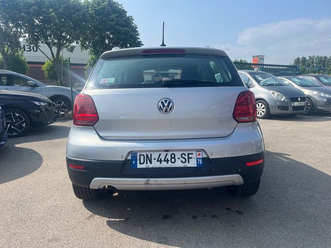 Volkswagen Crosspolo V (2) 1.2 TSI 90 BLUEMOTION TECHNOLOGY C Gris de 2015