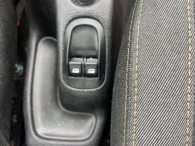 Peugeot 206 (2) 1.4 75 GENERATION FAIBLE KM ECO Rouge de 2008