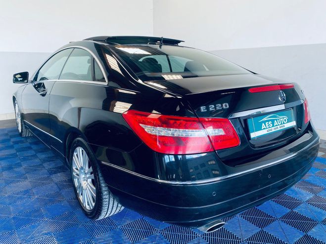 Mercedes Classe E COUPE 220 CDI BlueEfficiency Executive A Noir de 2012