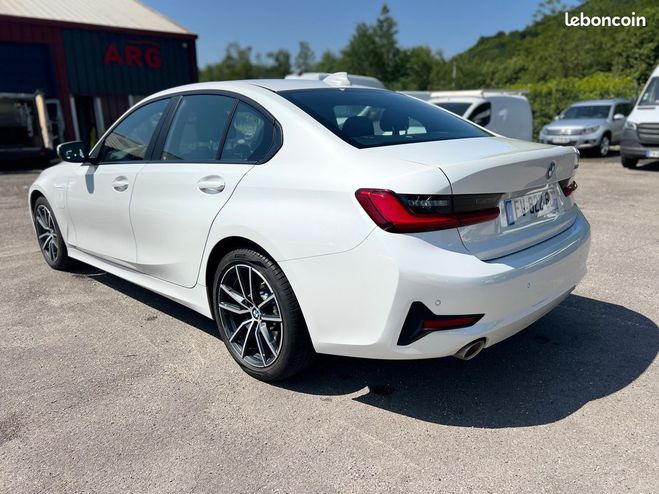 BMW Serie 3 G20 330e 292 CH BVA8 -garantie 24M- Blanc de 2020