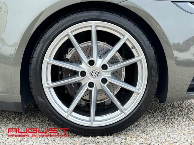 Porsche 911 992 Carrera 2020 Vert Aventure de 2020