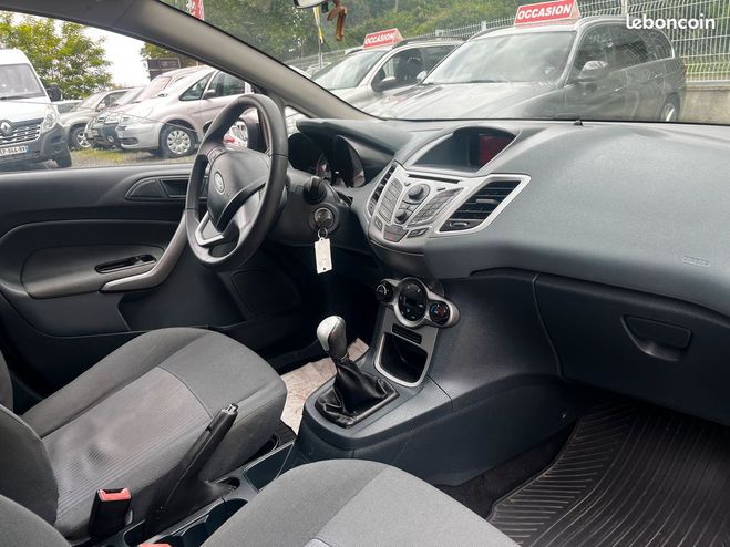 Ford Fiesta 1.4TDCI Trend 5portes en trs bon tat Noir de 2011