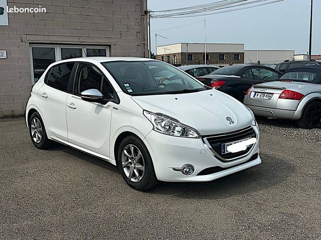 Peugeot 208 1.2 VTI ENVY 5P  de 2014