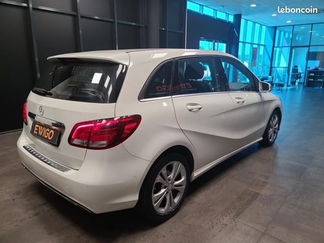 Mercedes Classe B 180 122ch BLUEEFFICIENCY BUSINESS EDITIO Blanc de 2016