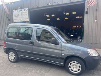  Voir détails -Peugeot Partner 1.6 hdi 75 cv 1e main à Armentires (59)