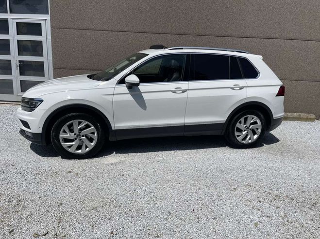 Volkswagen Tiguan 2.0 TDi Highline DSG Matrix Cockpit Blanc Mtallis de 