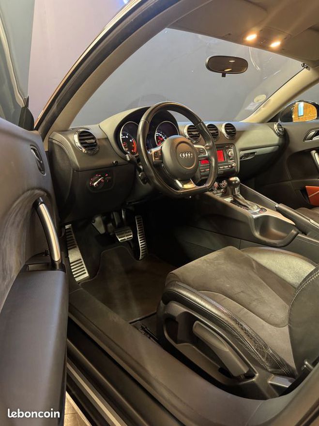 Audi TT ii mk2 coupe 2.0 tfsi 211 s tronic suivi Noir de 2010