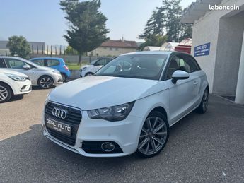  Voir détails -Audi A1 1.6 TDI 90ch FAP Ambition Luxe à Varces-Allires-et-Risset (38)