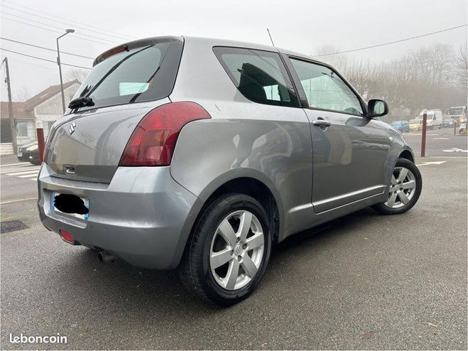 Suzuki Swift 1.3L DDIS Turbo 75CV Autre de 2011