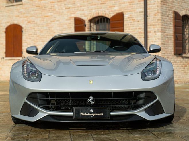 Ferrari F12 Berlinetta GRIGIO de 2013