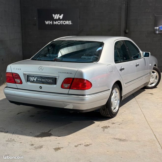 Mercedes Classe E e290 avantgarde Beige de 1998