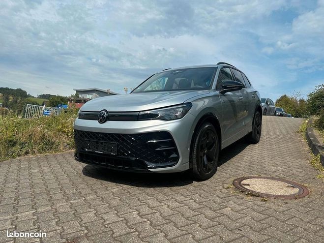 Volkswagen Tiguan 2.0 TDI DSG R-Line Gris de 2024