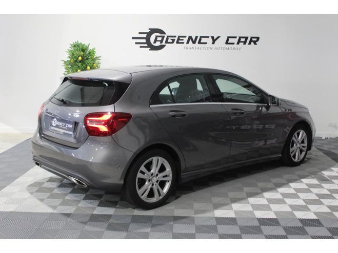 Mercedes Classe A 200 - BV 7G-DCT BERLINE - BM 176 Sensati GRIS FONCE de 2016