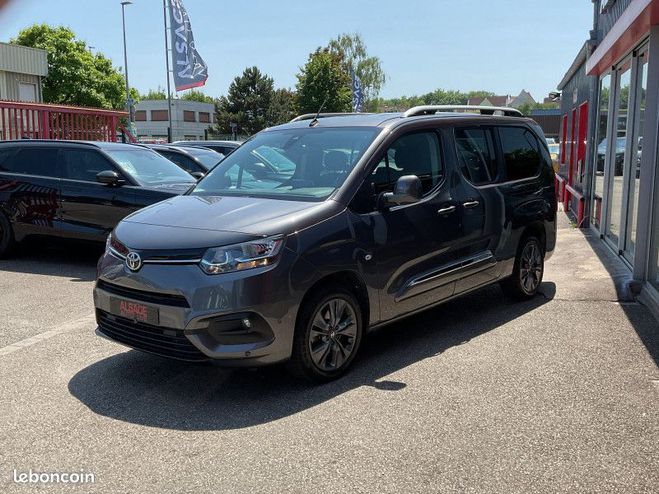 Toyota Proace CITY Verso LONG 1.5 130 D-4D DYNAMIC Gris de 2020