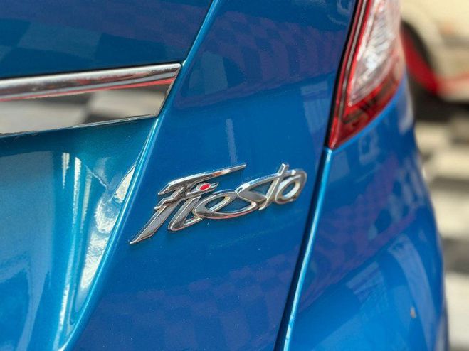Ford Fiesta 1.0 ECOBOOST 125CH STOP&START TITANIUM 5 Bleu C de 2013