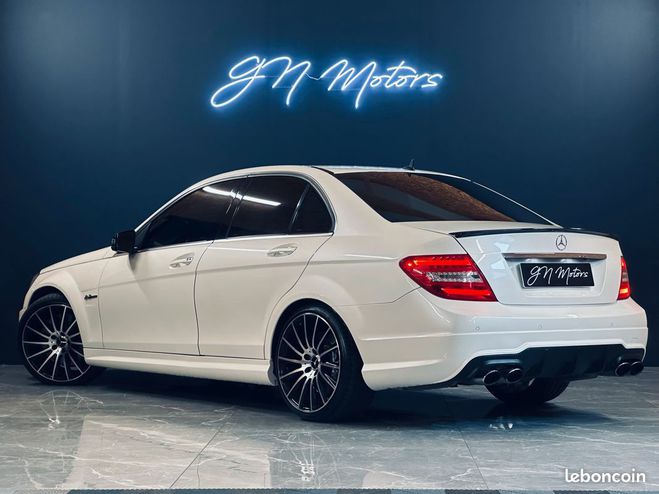Mercedes Classe C 63 amg speedshift mct c63 w204 garantie  Blanc de 2012