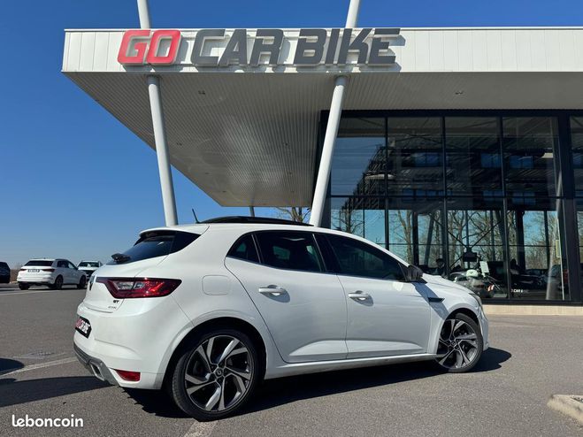 Renault Megane GT 205ch Boite Auto Suivi complet Toit o  de 2017