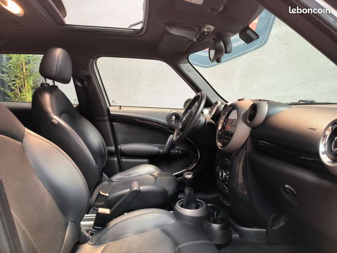 Mini Countryman Cooper SD 143cv Pack RED HOT Toit ouvran Blanc de 2012