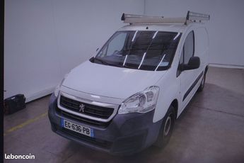  Voir détails -Peugeot Partner LONG 1.6 BLUEHDI 100CH PREMIUM PACK à Villefranche-sur-Sane (69)