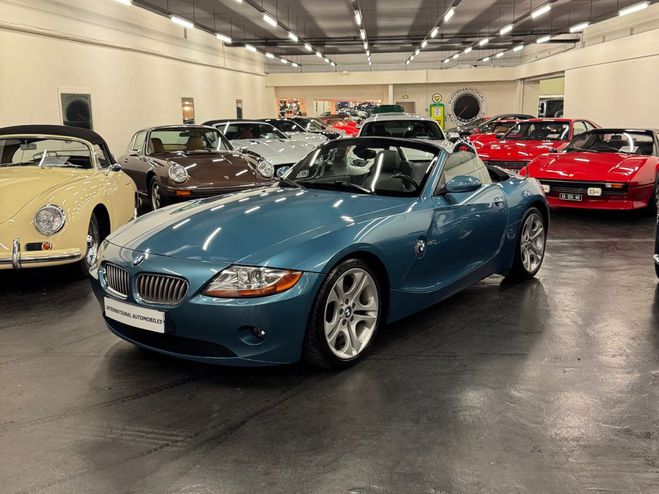 BMW Z4 3.0 i bleu maldives metalis de 2003