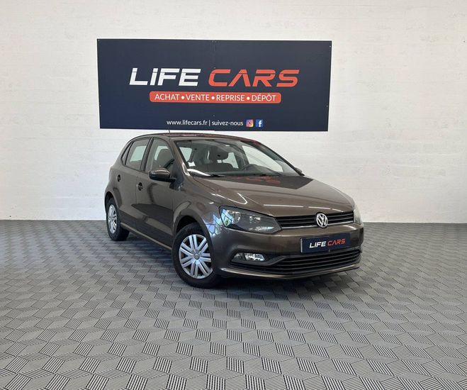 Volkswagen Polo V 1.0 75ch 2014 Trendline 5p 2me main E INC. de 2014