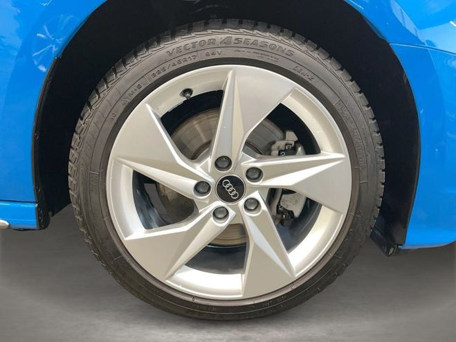 Audi A3 Sportback 40 TFSI e S tronic S line Bleu de 