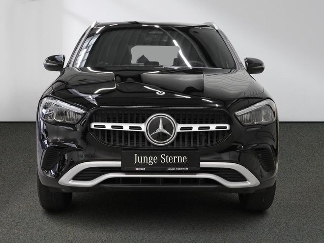 Mercedes Classe GLA classe 200 Navi LED Spiegel Paket Noir de 