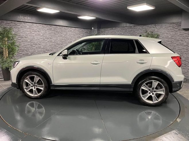 Audi Q2 2.0 30 TDI - 116 S-LINE Gris de 2024