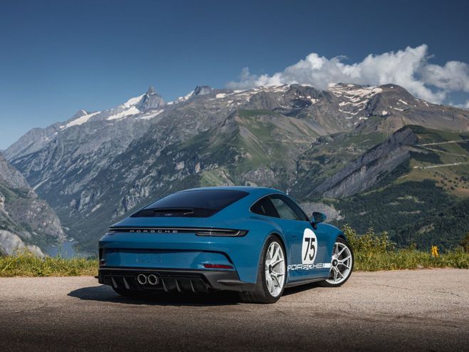 Porsche 911 GT3 Touring BVM6 PTS Oslo Blue de 2024