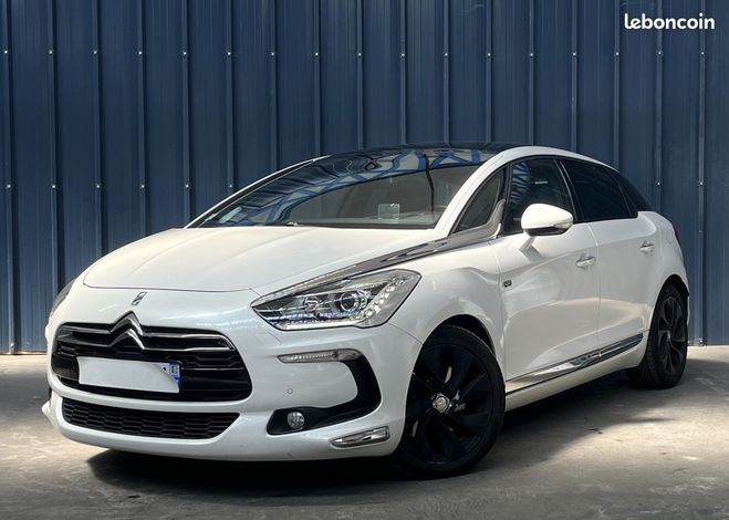 Citroen DS5 Automobile Pure Pearl 2.0L HDI Hybride B Autre de 2013
