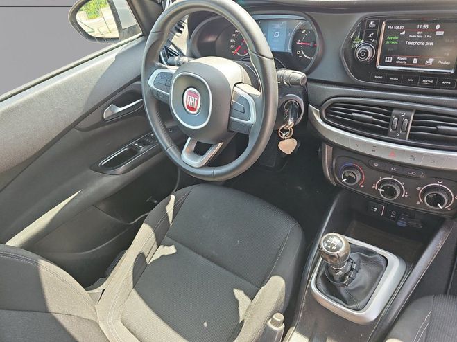 Fiat Tipo 5 PORTES BUSINESS VPC 1.3 MULTIJET 95 CH Gris de 2017