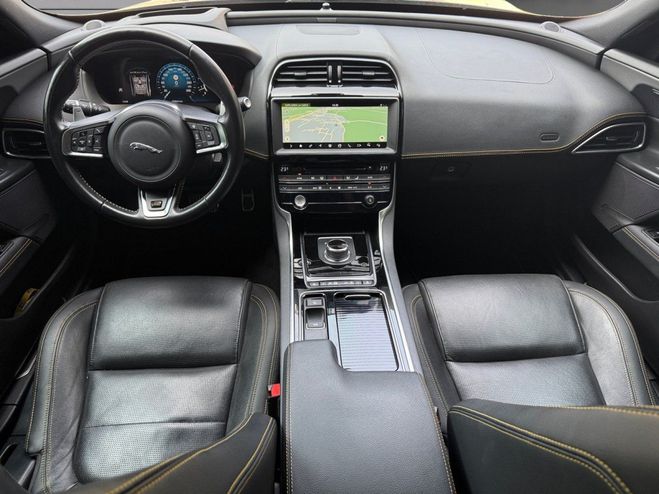 Jaguar XE 2.0 - 300 ch BVA AWD Sport // REPROG ETH Noir de 2019