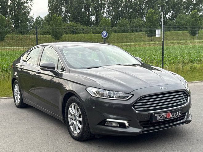 Ford Mondeo 2.0 TDCI 150CH TITANIUM BUSINESS * 24.00 GRIS de 2017