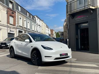  Voir détails -Tesla Model Y LONG-RANG / BATTERIE 94% GARANTIE JUSQUE à Cambrai (59)
