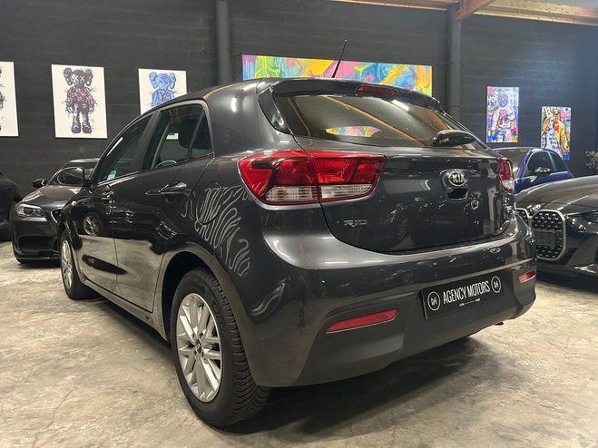 Kia Rio 1.0 T GDI Urban Edition Gris Anthracite de 2020