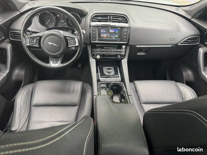 Jaguar F Pace 2.l 180cv R Sport automatique garantie Argent de 2016