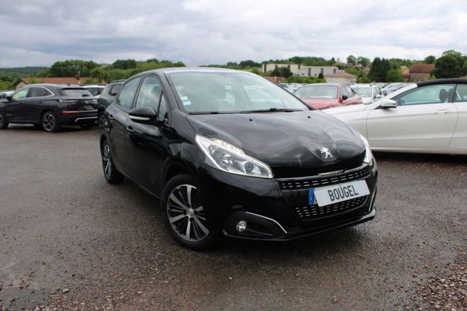 Peugeot 208 II ACTIVE 82 CV ESSENCE GPS MIROR LINK C Noir Perla de 2017