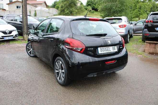 Peugeot 208 II ACTIVE 82 CV ESSENCE GPS MIROR LINK C Noir Perla de 2017