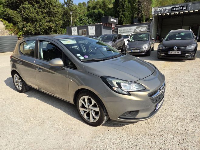 Opel Corsa D Edition 1.4 90 ch Gris de 2015