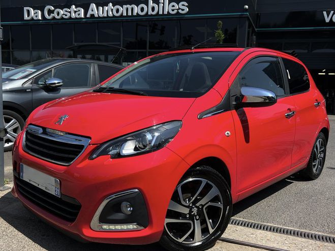 Peugeot 108 CABRIOLET / ALLURE TOP 1.2 82 Cv ECRAN T Rouge de 2015