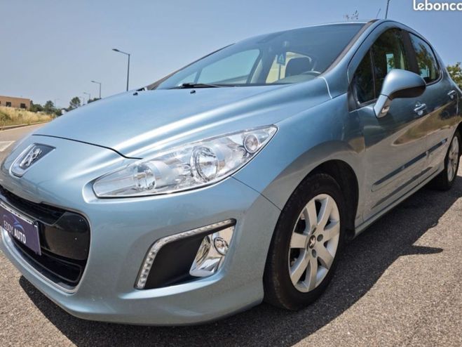 Peugeot 308 1.6 e-HDI Bleu de 2012