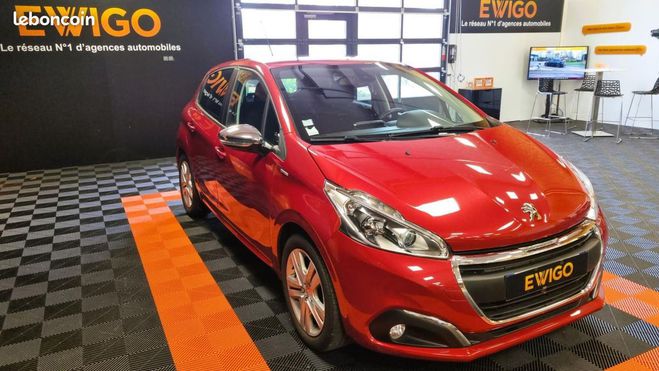 Peugeot 208 GENERATION-I 1.2 PURETECH 80 STYLE Rouge de 2017