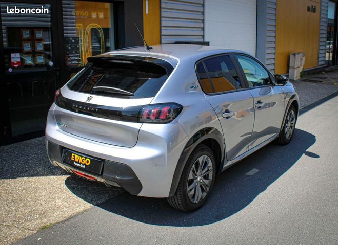 Peugeot 208 GENERATION-II ELECTRIC 135 77PPM 50KWH S Gris de 2023