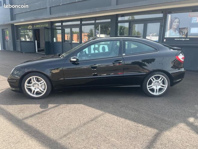 Mercedes Classe C SPORTCOUPE 3.0 30 CDI 230 AMG BVA Noir de 2004