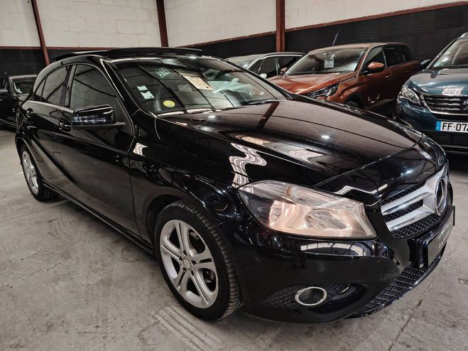 Mercedes Classe A III 180 Fascination 7G-DCT NOIR de 2013
