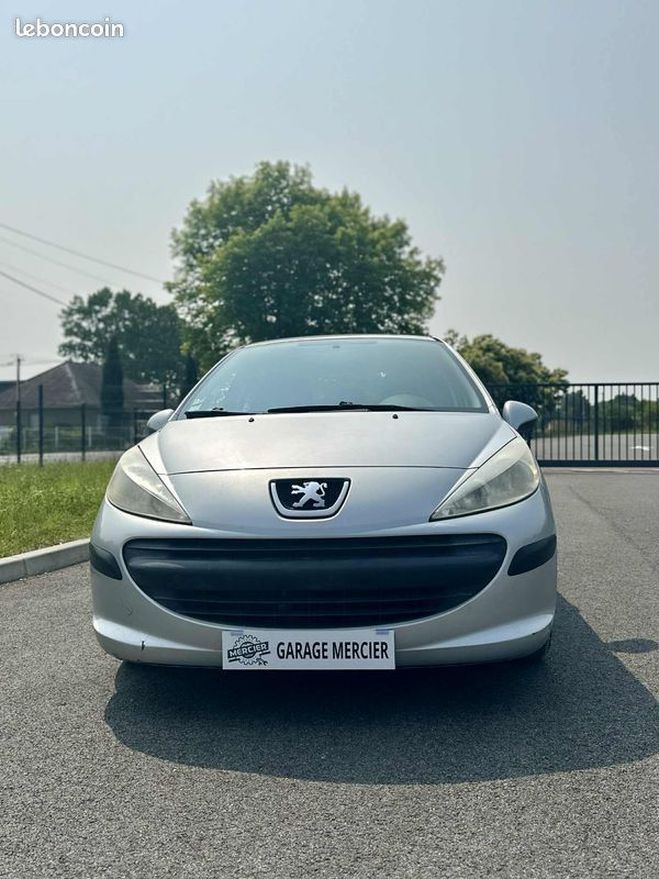 Peugeot 207 1.4 HDI 70ch Gris de 2009