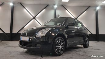  Voir détails -Suzuki Swift 1.3VVT 90Ch à  Le Havre (76)
