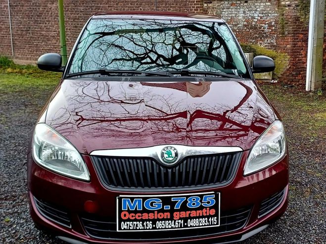 Skoda Fabia 85000km 999cm3 2012 bordeaux de 2012