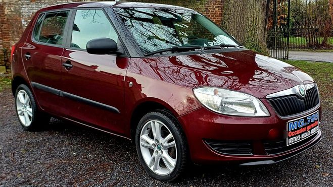 Skoda Fabia 85000km 999cm3 2012 bordeaux de 
