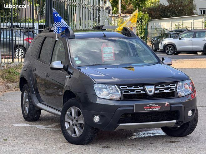 Dacia Duster 1.5 dCi 110CV Phase 2 anne 08-2014 183. Gris de 2014